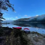 Dom wakacyjny Peaceful Lakefront *